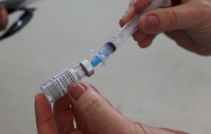 Quem usar “xepa” da vacina pode ser punido pelo MP-GO