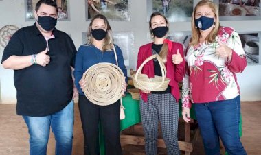 SERRANÓPOLIS: Armazém da Cultura recebe visita de autoridades de Chapadão do Céu