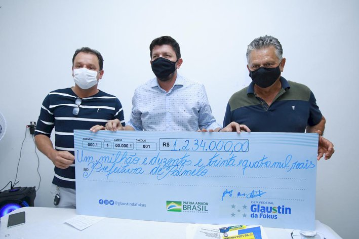 Glaustin cumpre promessa com R$ 2,5 mi para a região do Rio do Peixe