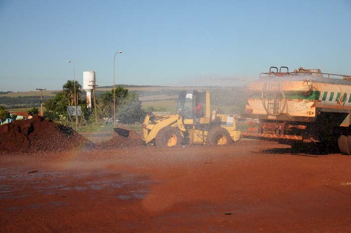 INFRAESTRUTURA: Rua K da Vila Sofia recebe preparo para pavimentação