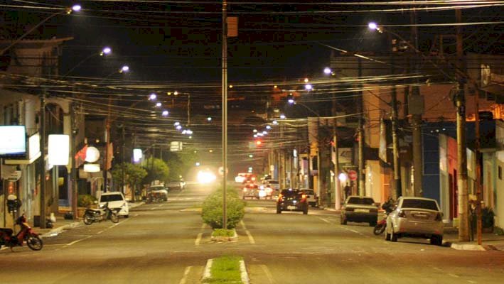 ECONOMIA: Prefeitura troca lâmpadas comuns por LED