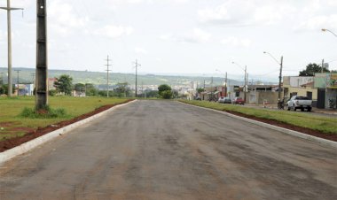 Prefeitura de Jataí conclui obra de estacionamento no setor Colmeia Park