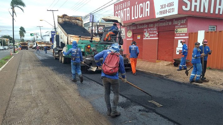 OBRAS: Avenida Goiás passa por recapeamento em CBUQ