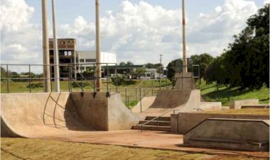 Obras: Construção do Complexo Poliesportivo do Parque Ecológico JK avança