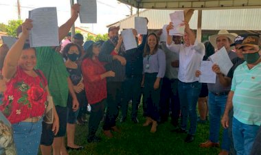 Agricultura Familiar: Títulos são entregues para agricultores familiares de Jataí
