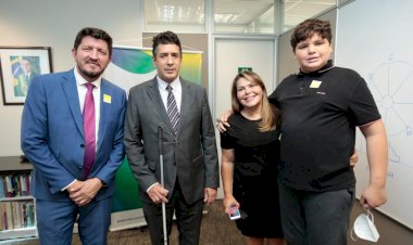 Governo federal apresenta em Goiânia carteira para identificar autistas