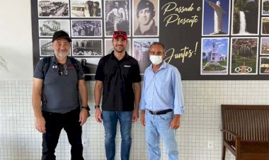 Boas novas: Empresário do ramo de fertilizantes visita Jataí