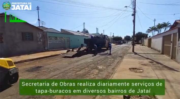 INFRAESTRUTURA: Prefeitura intensifica trabalhos de tapa-buracos