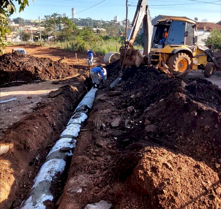 OBRAS: Vila Olavo recebe implantação de galerias pluviais