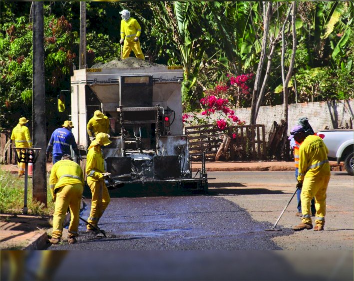 Prefeitura inicia obras de recapeamento na Vila Progresso