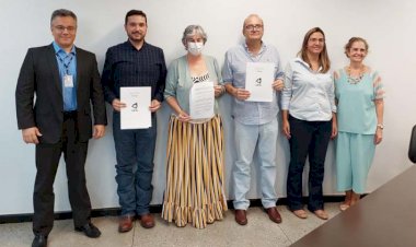 Emater, UFG e Grupo Adir firmam acordo para melhoramento genético goiano