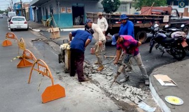 OBRAS: Prefeitura realiza correção de canaletas em novo cruzamento