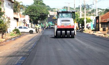 OBRAS: Rua Jerônimo Silva recebe recapeamento em CBUQ