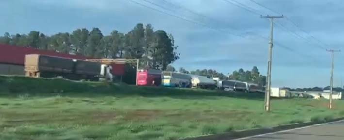 Forças de segurança de Goiás iniciam desobstrução de rodovias