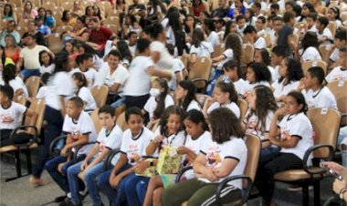 Prefeitura realiza formatura das crianças do PROERD