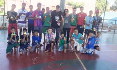 ESPORTE: Praça do Conjunto Mauro Bento é palco das finais de futsal infanto-juvenil masculino