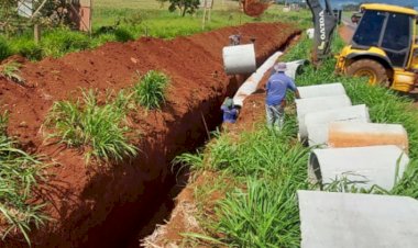 GALERIAS PLUVIAIS: Prefeitura implanta obras do trevo de acesso da BR 060 a Alameda das Primaveras