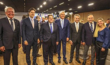 Governador prestigia posse de novo presidente da Adial