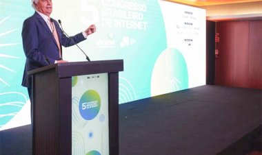 Caiado defende regulação equilibrada de IA e destaca protagonismo de Goiás