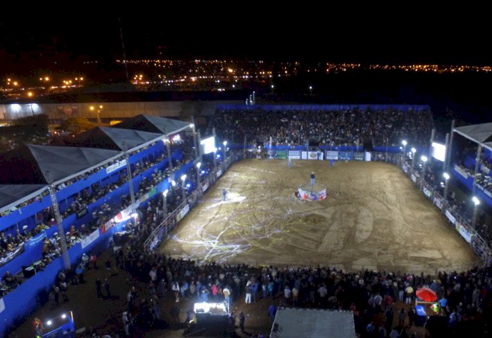 PECUÁRIA JATAÍ 2025: Estrutura da Arena já está sendo montada