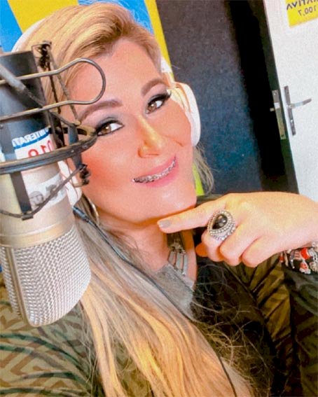 COMUNICAÇÃO: Liliane Assis: a vitória do talento e do carisma