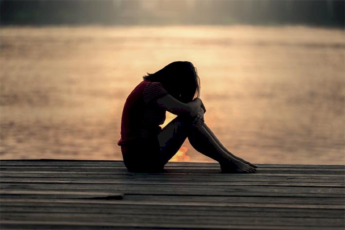 O medo do abandono afeta seus relacionamentos?