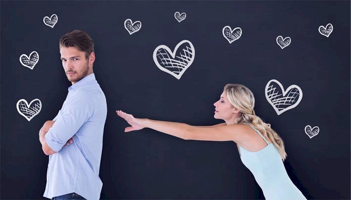 Relacionamento sem postar é relacionamento? A era digital e os novos parâmetros do amor
