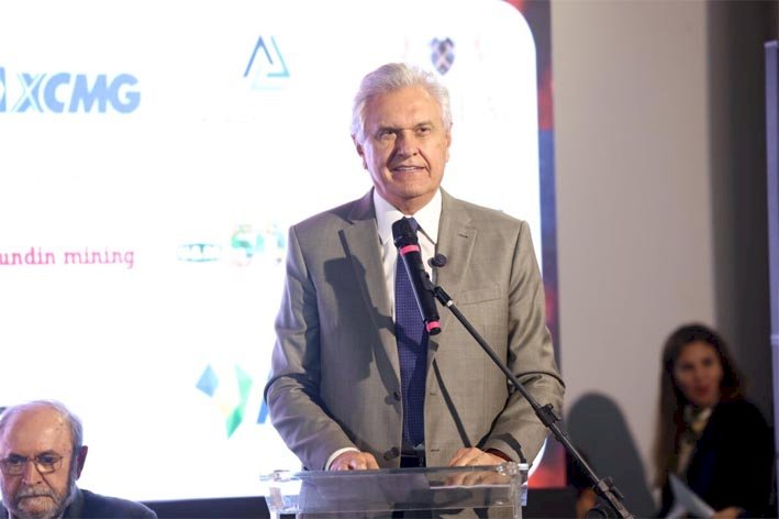 Mineração: Caiado apresenta potencial econômico em abertura de evento na PUC Goiás