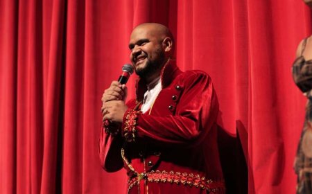 Artista Jonathan Sena lança livro “O Que (Não) É Circo?” durante o Festival Circo Favela em Goiânia