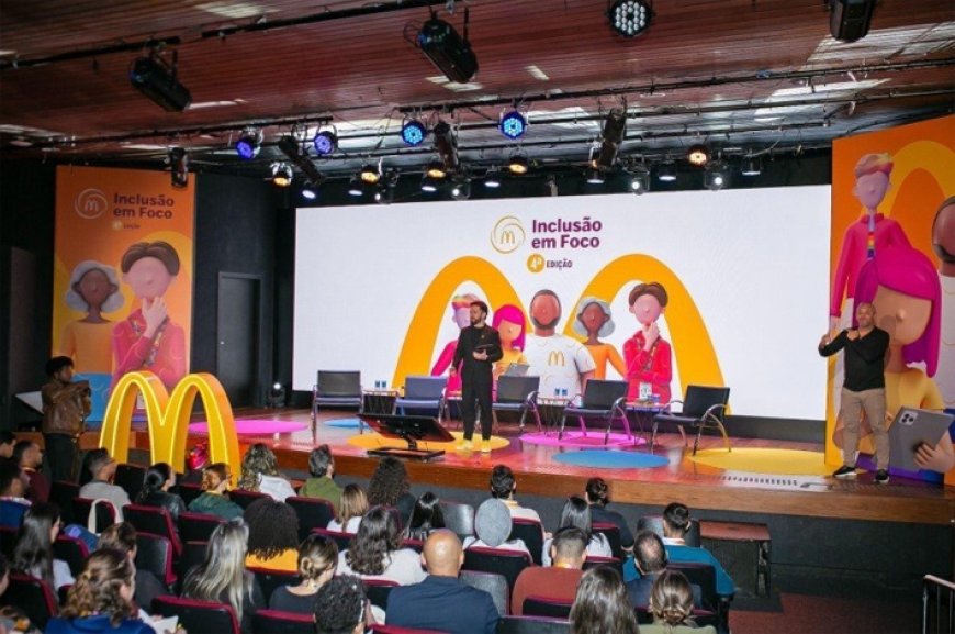 Encerrado por Clóvis de Barros Filho, Fórum Inclusão em Foco debateu a colaboração geracional e o propósito profissional