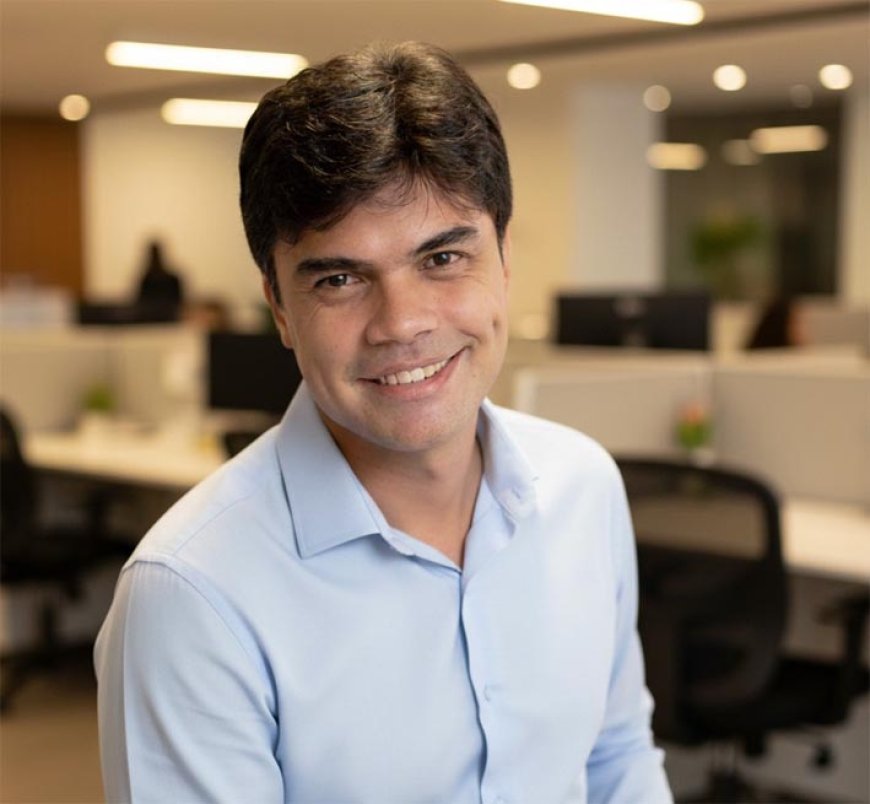 Thiago Xavier, líder de tecnologia da ALLOS, apresenta palestra sobre IA aplicada em negócios na Campus Party Goiás 5