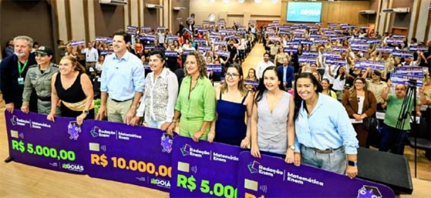 “Premiar desempenho muda o futuro do estudante e fortalece o futuro de Goiás”, diz Daniel Vilela