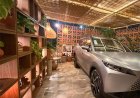Omoda 7 é destaque em ambiente inspirado em Trancoso e Caraíva na CASACOR Goiás