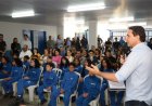 Prefeito Vilela e vice João Campos entregam reforma da Escola Telma Regina