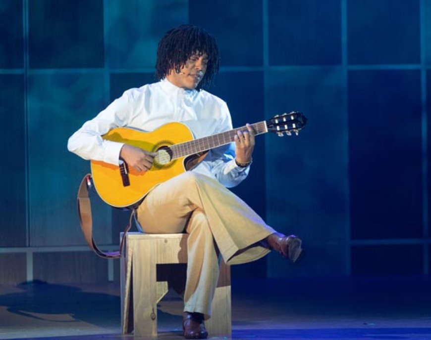 “Djavan – O Musical: Vidas pra Contar” celebra a trajetória do mestre alagoano em curta temporada em Goiânia