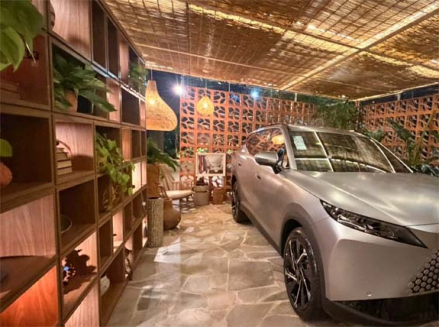 Omoda 7 é destaque em ambiente inspirado em Trancoso e Caraíva na CASACOR Goiás