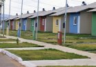 HABITAÇÃO: Daniel Vilela entrega 80 casas a custo zero para famílias no Norte de Goiás